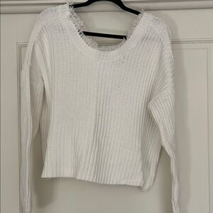 Chic White Women's Knit Sweater